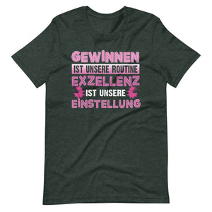 Gewinnen ist unsere Routine - Cheerleading T-Shirt